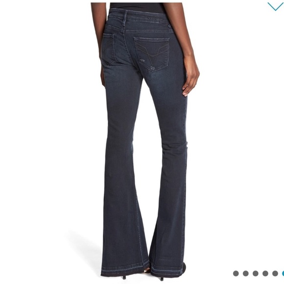 Vigoss Flare Leg Distressed Jeans Size 31” W x 33L ( 11/12 ) NWT - Picture 13 of 15